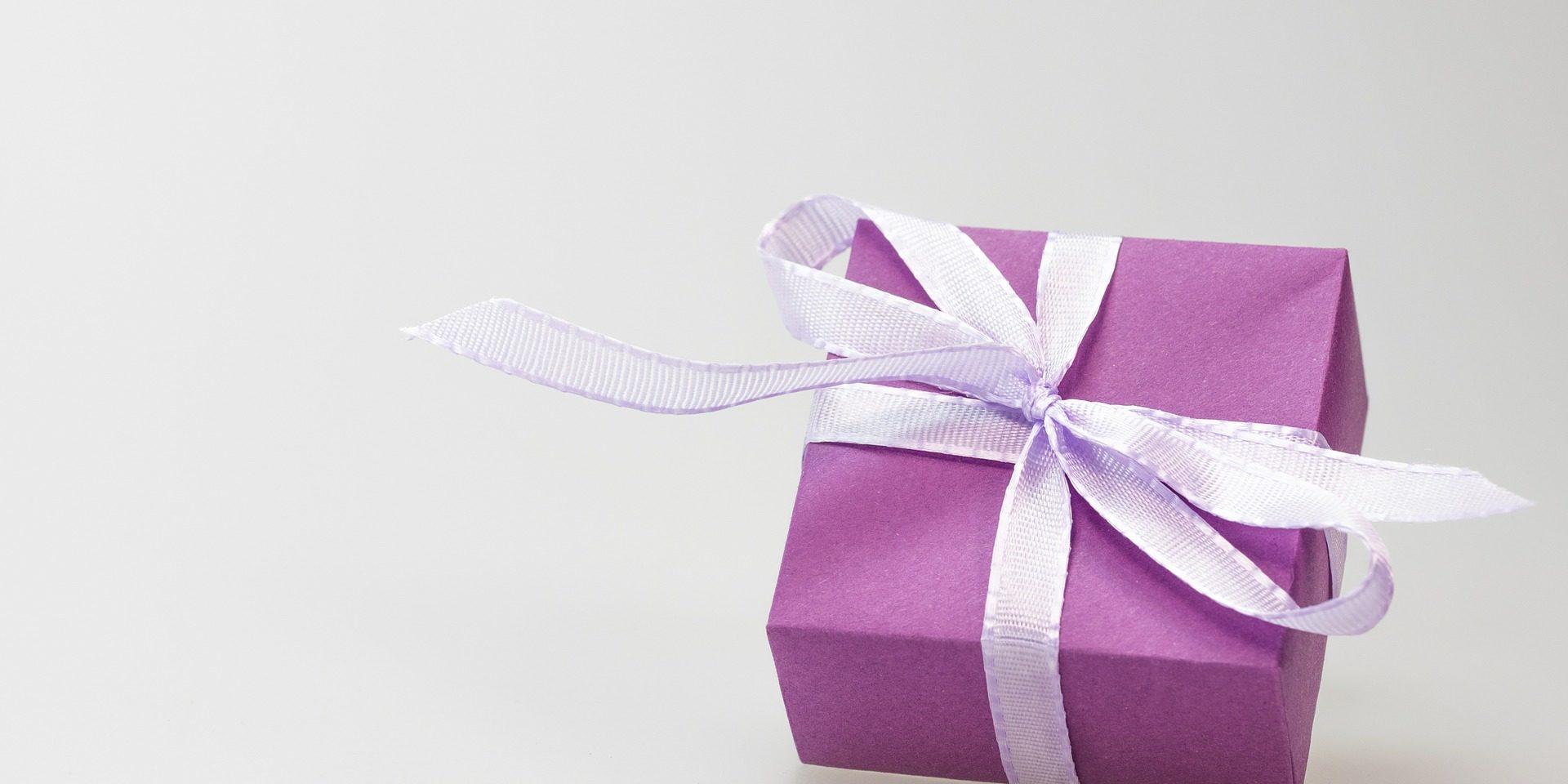 gift-gc63c7edcc_1920